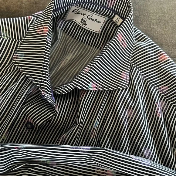 Robert Graham Black and White Striped Shirt with Subtle Floral Details - Picture 2 of 4